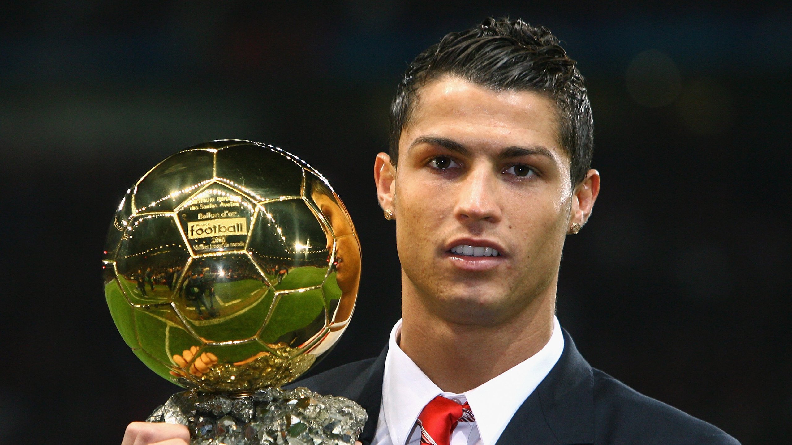 开云中国官网-中国足球国家队伤病管理体系日益完善,足球伤病名单